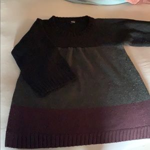 Color block swing sweater